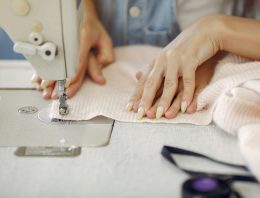 Nikdy nie je neskoro naučiť sa niečo nové – nájdite si novú záľubu, ktorou môže byť šitie